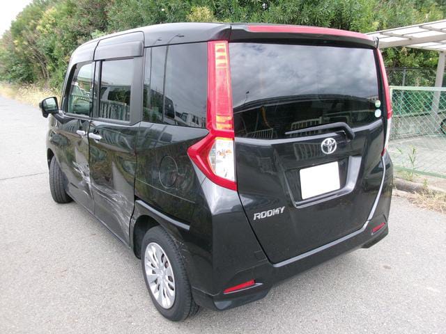 Toyota Roomy 2017